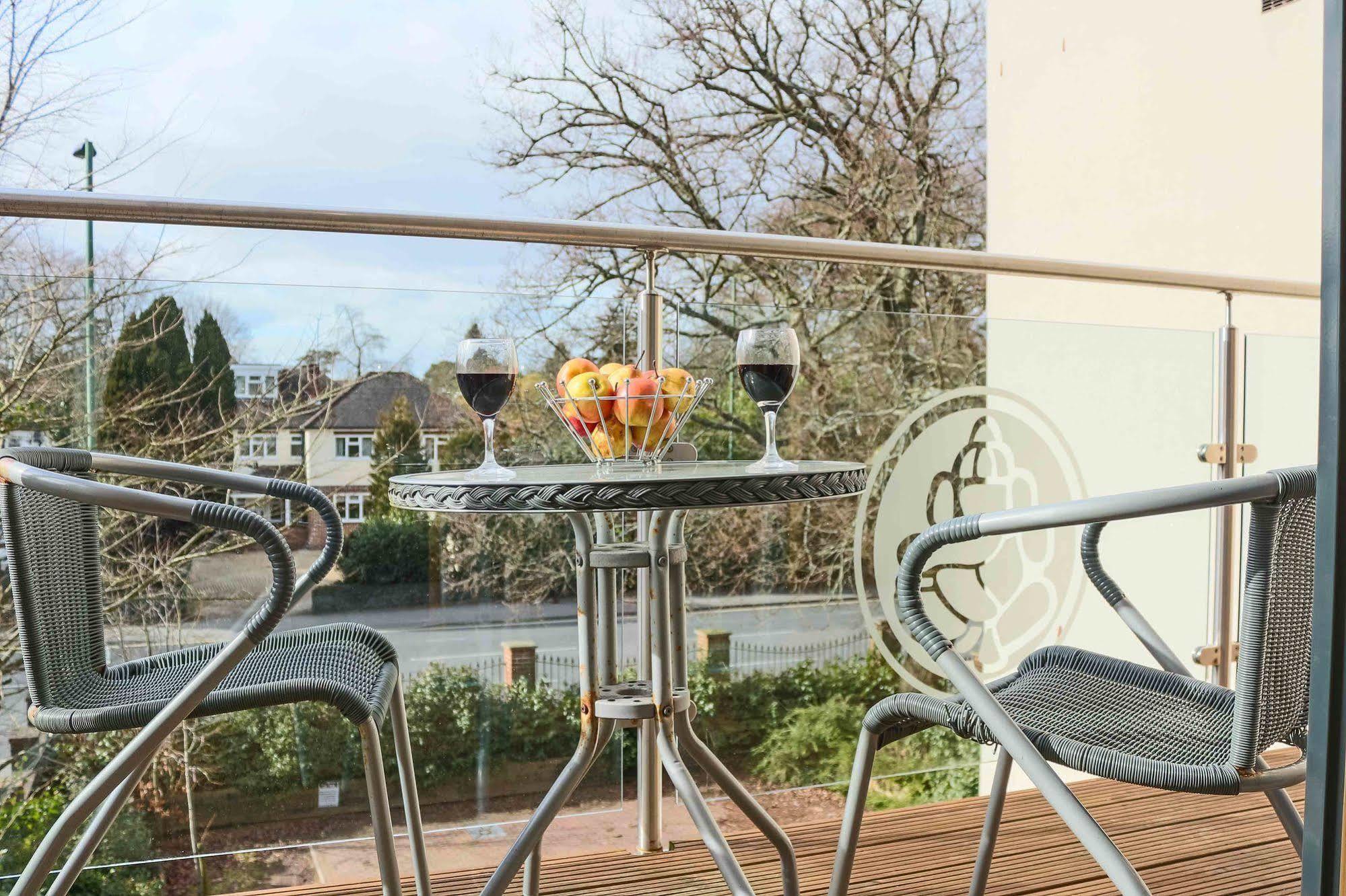 Southampton Serviced Apartments Exteriör bild